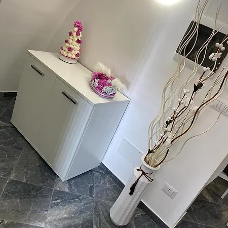 Romeo 3 Apartment Bari